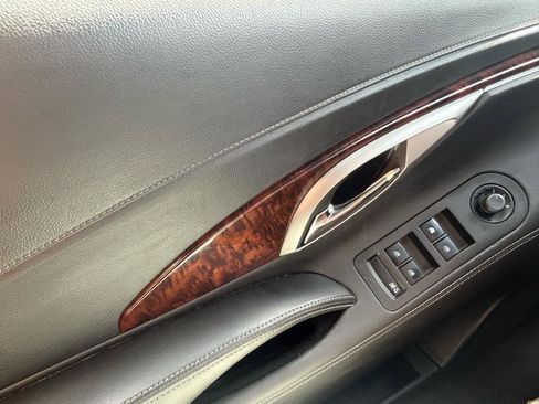 Used 2010 Buick LaCrosse CXL w/ Luxury Package FWD image 26