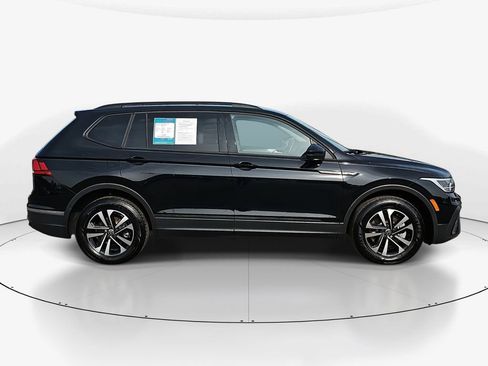 Used 2024 Volkswagen Tiguan S image 3