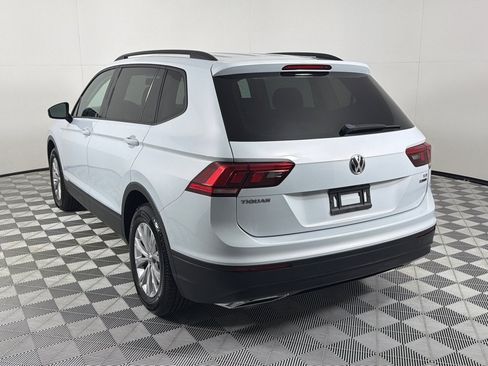 Used 2018 Volkswagen Tiguan S w/ 3rd Row Seat Package AWD/4WD image 7