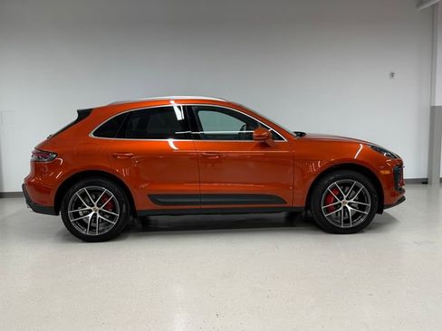 Certified 2023 Porsche Macan S AWD/4WD image 10