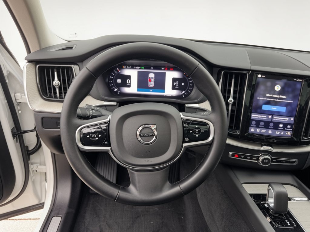 Used 2025 Volvo XC60 B5 Plus w/ Protection Package Premier AWD/4WD image 10