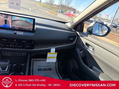 New 2026 Nissan Rogue Platinum w/ Tech Package AWD/4WD image 34