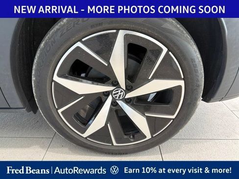 Used 2023 Volkswagen ID.4 Pro S AWD/4WD image 14