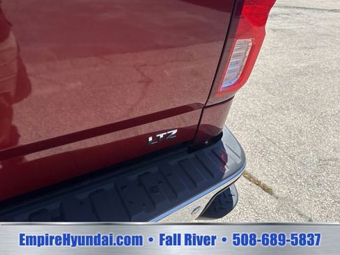 Used 2018 Chevrolet Silverado 1500 LTZ w/ LTZ Plus Package AWD/4WD image 5