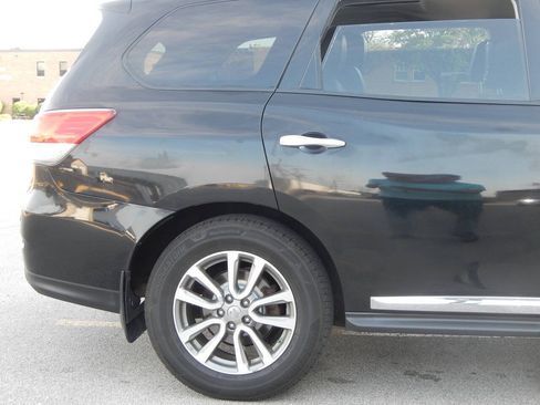 Used 2014 Nissan Pathfinder SL w/ SL Premium Package AWD/4WD image 24