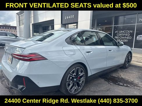 Used 2026 BMW 530i xDrive w/ M Sport Package image 9