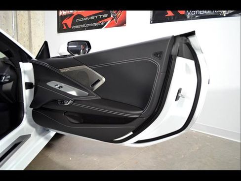 Used 2025 Chevrolet Corvette Stingray Preferred Cpe w/ Z51 Performance Package image 20