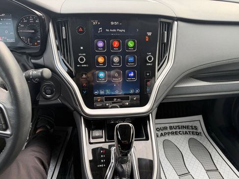 Used 2024 Subaru Outback Premium image 20