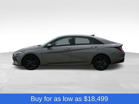 Used 2021 Hyundai Elantra SEL w/ Convenience Package FWD image 8