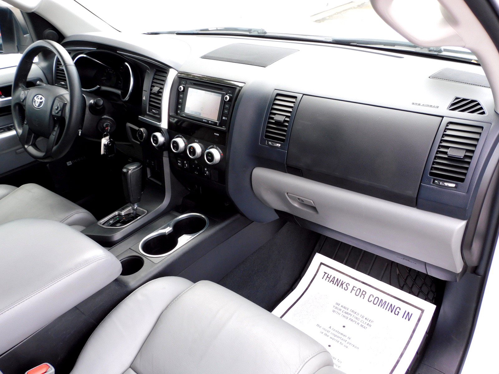 Used 2019 Toyota Sequoia Limited w/ Safety & Convenience Package AWD/4WD image 22