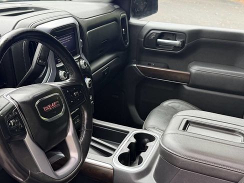 Used 2019 GMC Sierra 1500 SLT w/ SLT Premium Plus Package AWD/4WD image 17