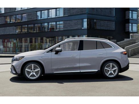 New 2026 Mercedes-Benz EQE 320 4MATIC SUV image 33