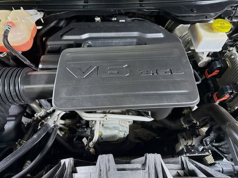 Used 2019 RAM 1500 Big Horn image 39