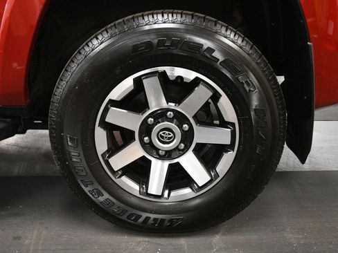 Certified 2023 Toyota 4Runner TRD Off-Road Premium w/ Moonroof Package AWD/4WD image 34