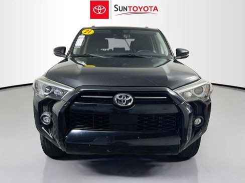 Used 2021 Toyota 4Runner SR5 Premium w/ Moonroof Package AWD/4WD image 10