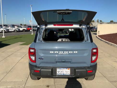 Used 2025 Ford Bronco Sport Heritage w/ Convenience Package image 24