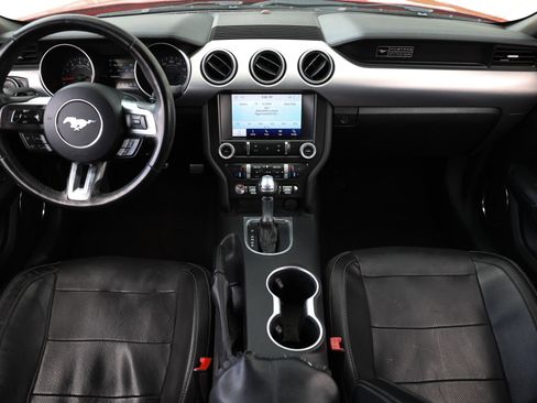 Used 2020 Ford Mustang Premium image 2