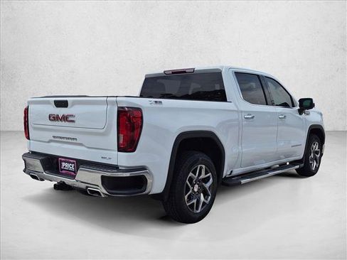 Used 2023 GMC Sierra 1500 SLT w/ SLT Premium Package AWD/4WD image 5