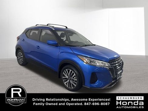 Used 2024 Nissan Kicks SV w/ Interior Electronics Package FWD image 3