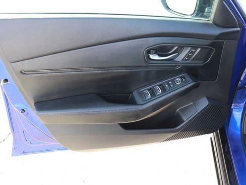 Used 2023 Honda Accord Sport image 8