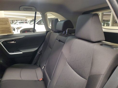 Used 2025 Toyota RAV4 XLE image 12