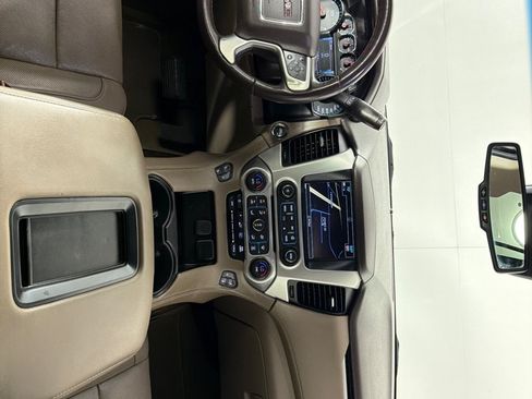 Used 2018 GMC Yukon SLT w/ Open Road Package AWD/4WD image 27