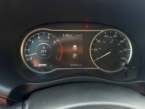 Used 2019 Nissan Kicks SV FWD image 17