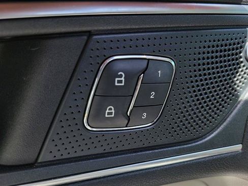 Used 2019 Ford Edge Titanium w/ Equipment Group 301A FWD image 39