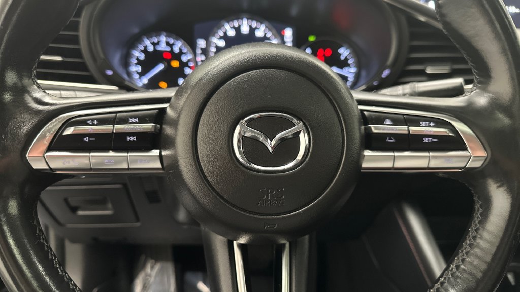 Used 2023 MAZDA MAZDA3 s FWD image 16