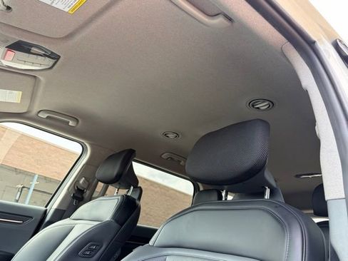 Used 2024 Kia EV9 Light Long Range image 13