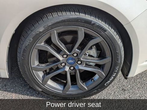 Used 2018 Ford Fusion SE w/ Equipment Group 201A image 11