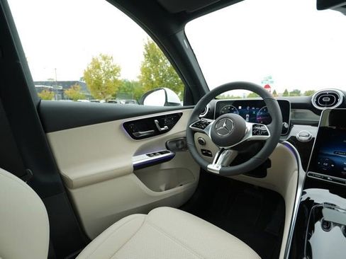 Used 2026 Mercedes-Benz GLC 300 4MATIC image 20