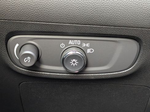 New 2026 Buick Encore GX Sport Touring AWD/4WD image 22