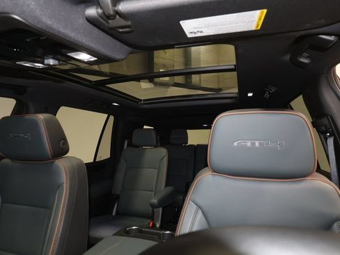 Used 2026 GMC Yukon AT4 w/ AT4 Premium Package AWD/4WD image 21