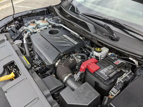 Used 2023 Nissan Rogue SV FWD image 56