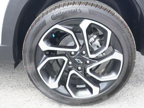 New 2026 Chevrolet Trax RS FWD image 11