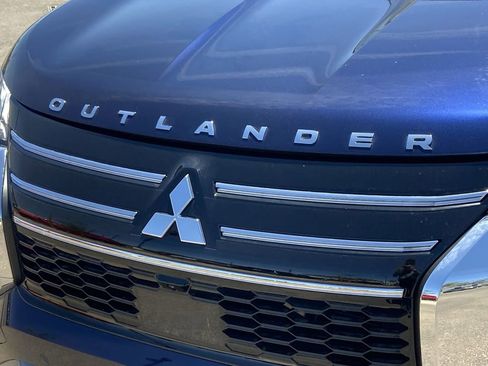 New 2026 Mitsubishi Outlander SE FWD image 28