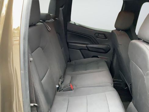 Used 2023 Chevrolet Colorado W/T RWD image 21