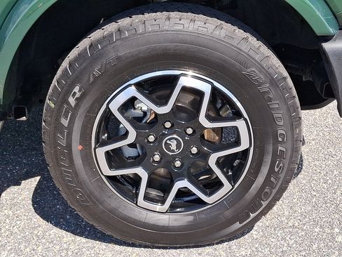 Certified 2025 Ford Bronco Outer Banks AWD/4WD image 8