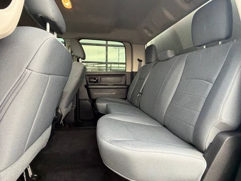 Used 2017 RAM 2500 Tradesman w/ Chrome Appearance Group AWD/4WD image 10