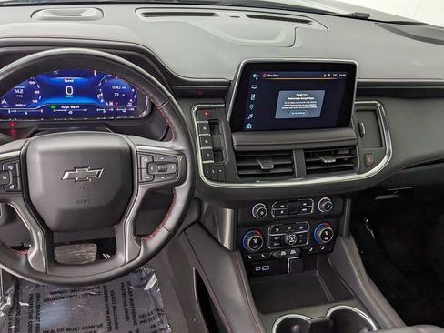 Used 2024 Chevrolet Suburban RST w/ Luxury Package AWD/4WD image 4
