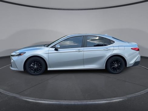 Certified 2025 Toyota Camry LE w/ Convenience Package FWD image 5