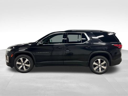 Used 2023 Chevrolet Traverse LT w/ LT Premium Package AWD/4WD image 6