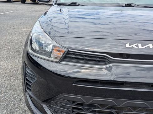 Used 2022 Kia Rio S FWD image 11