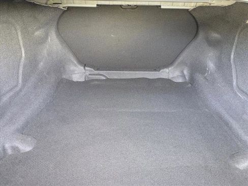 Used 2021 Chevrolet Camaro LT image 6