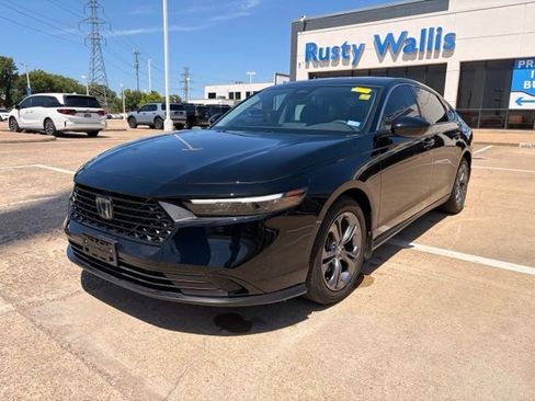 Used 2023 Honda Accord EX image 2