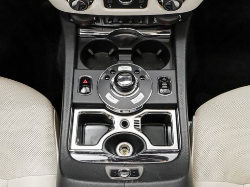 Used 2010 Rolls-Royce Ghost image 48