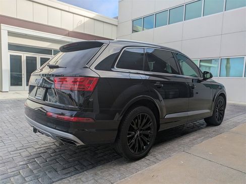 Used 2019 Audi Q7 3.0T Prestige w/ Prestige Package image 4