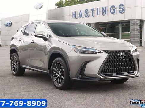 Used 2022 Lexus NX 250 FWD image 1