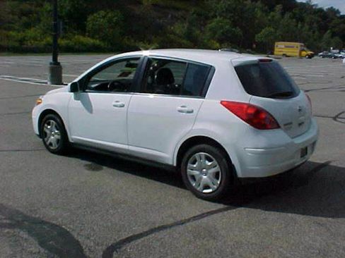 Used 2010 Nissan Versa 1.8 S w/ PWR Plus Pkg image 7